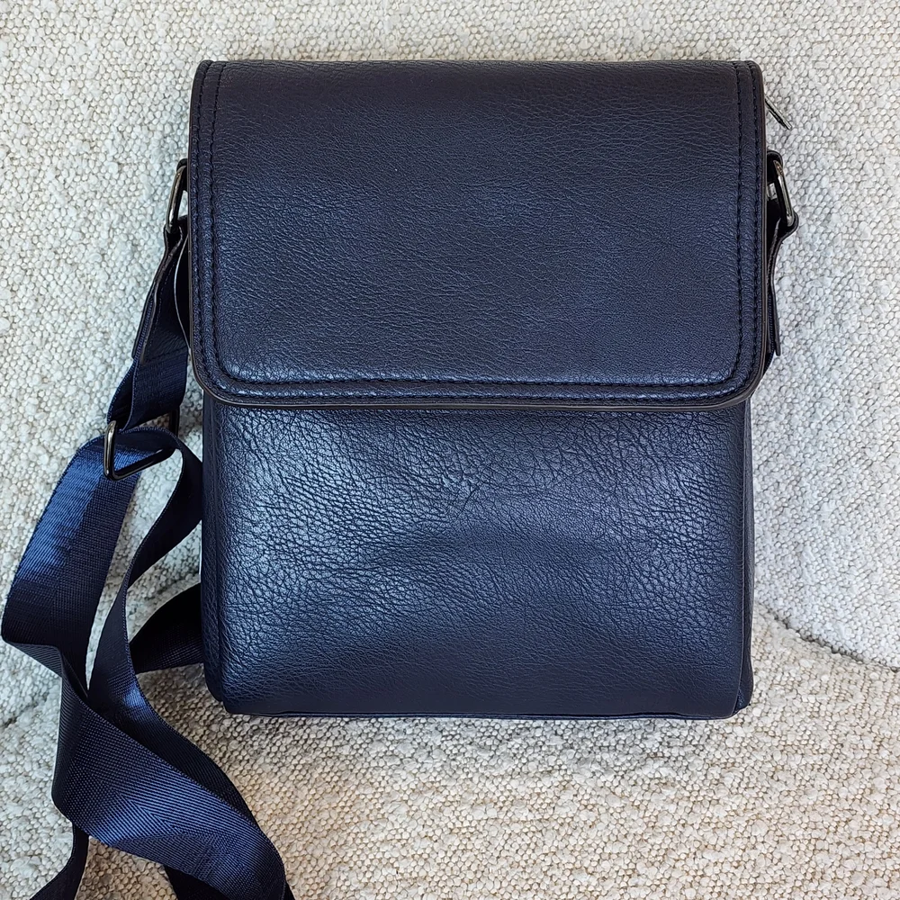 AR New York Men's Leather Blue Multi Compartment Casual Messenger Crossbody Bag